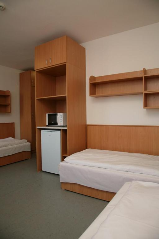 Imola Hostel 에게르 객실 사진